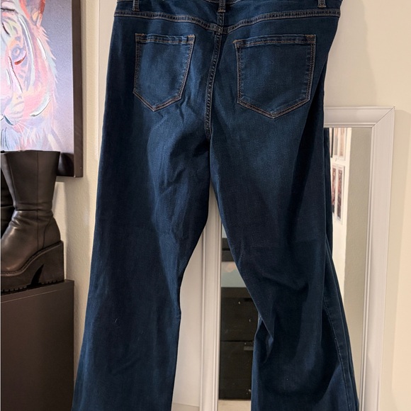 Torrid Luxe Slim Super Stretch Bootcut Jeans - Picture 4 of 6